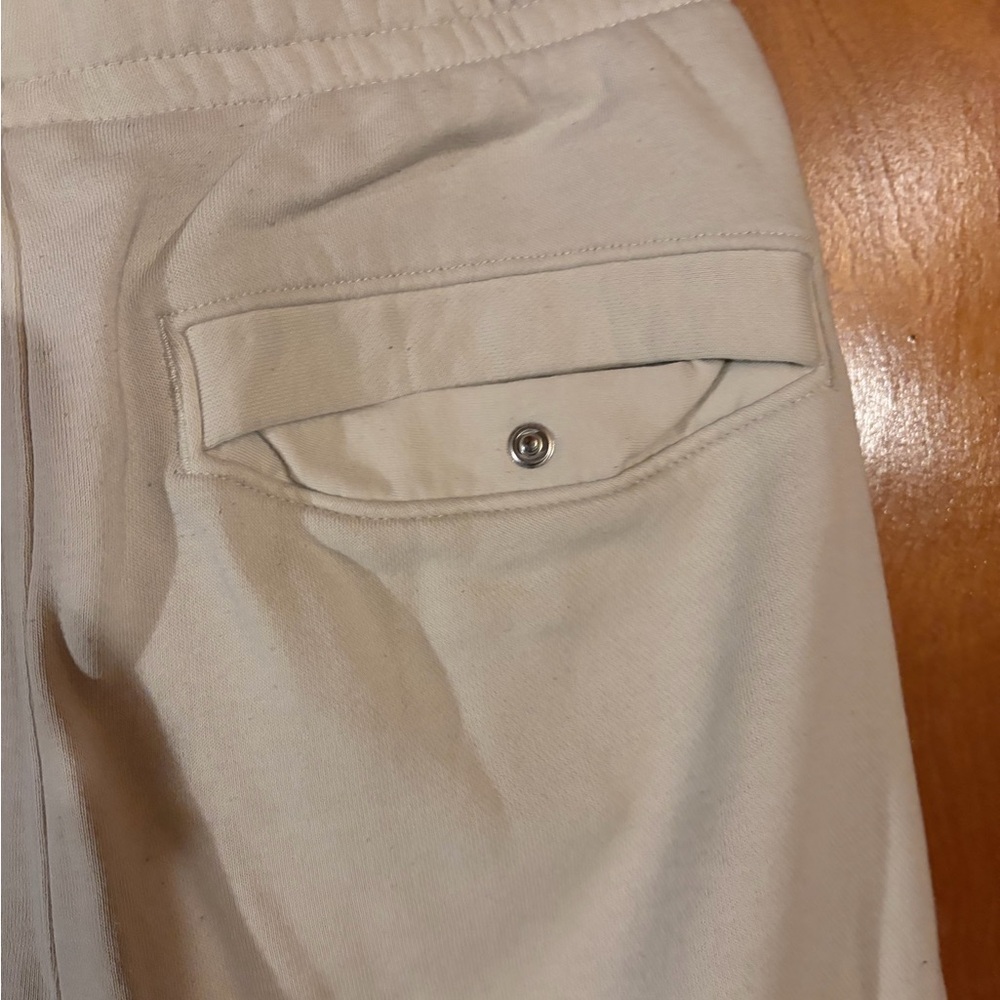 Nike Women’s Cream Club Sportswear Sweatpants - Picture 6 of 7
